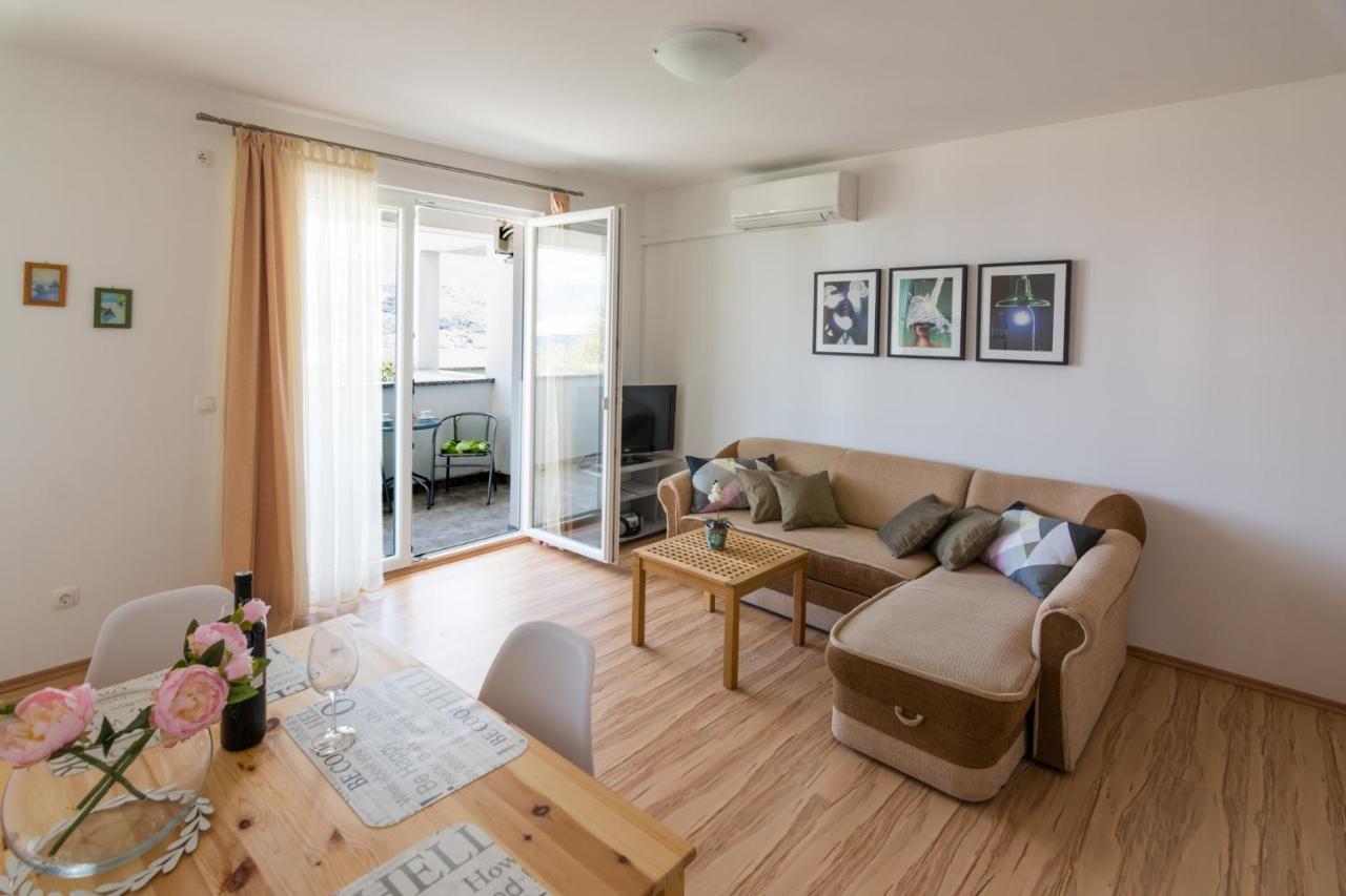 Apartments Veronika Паг Екстер'єр фото