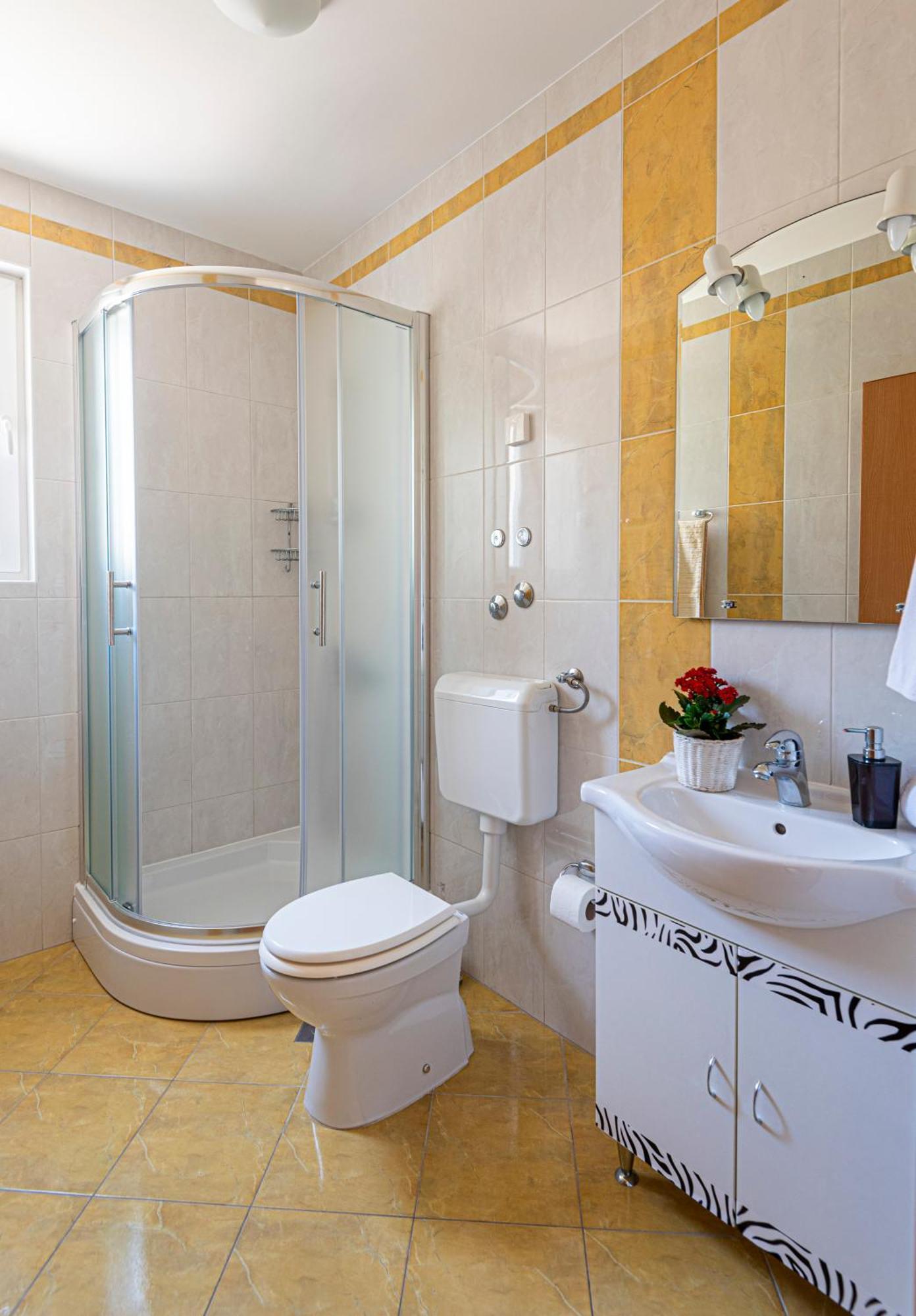Apartments Veronika Паг Екстер'єр фото