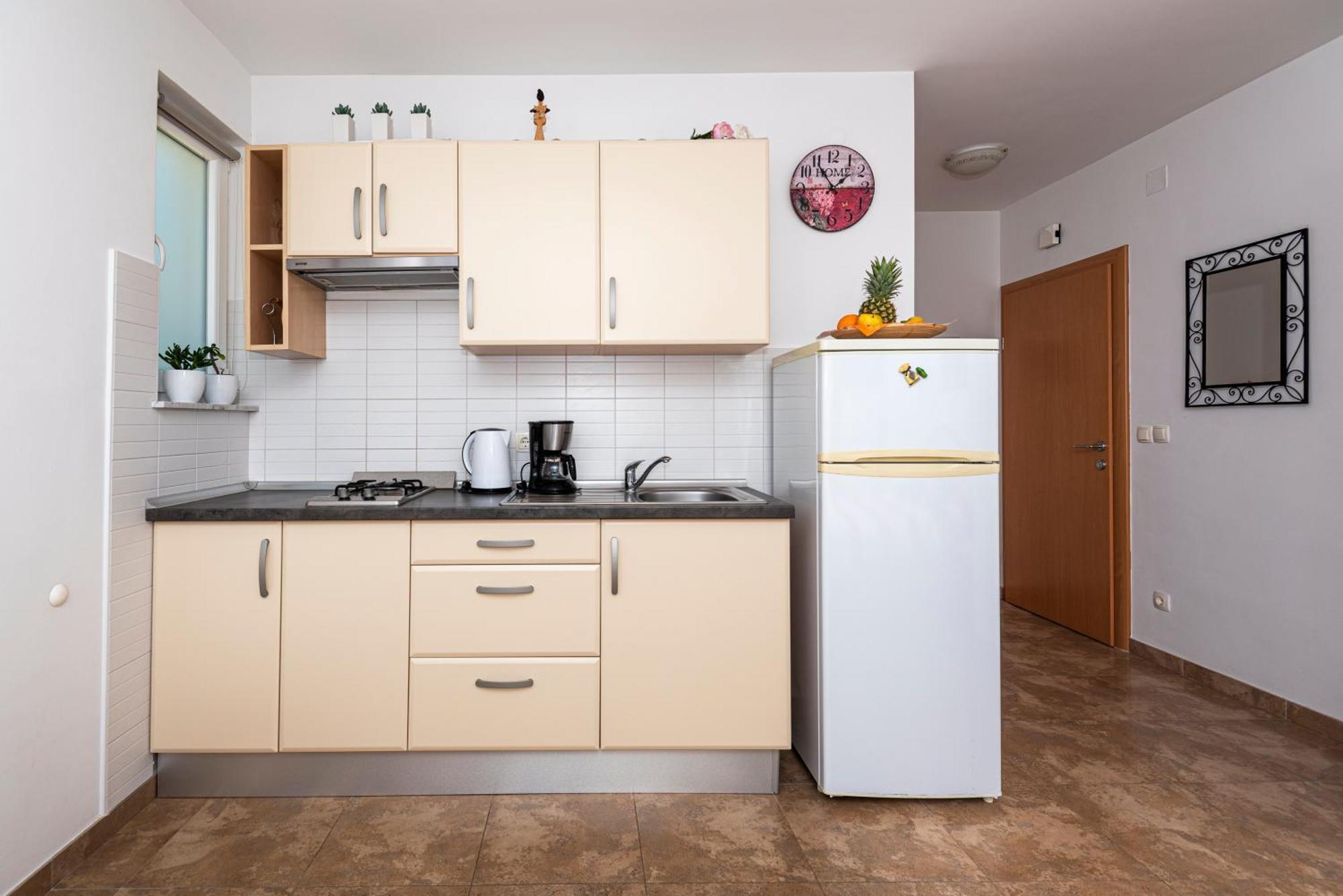 Apartments Veronika Паг Екстер'єр фото